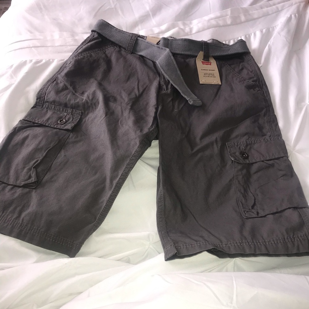 Grey Levi cargo shorts